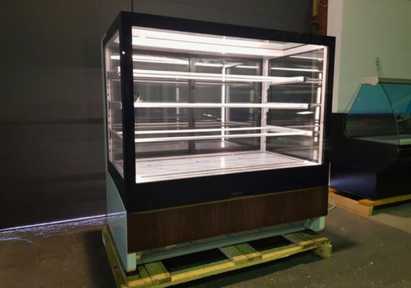 Innova Hot 4 Commercial Refrigeration Shop